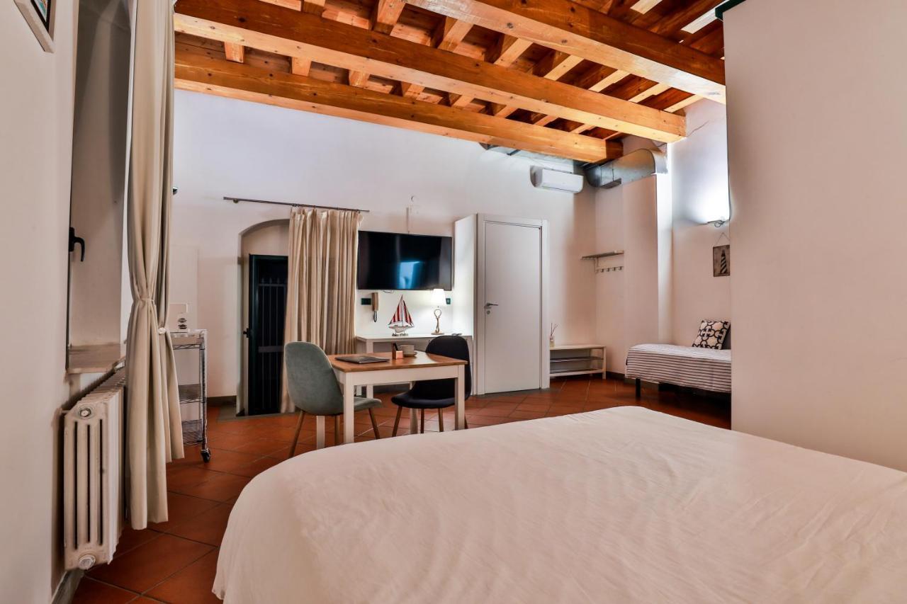 Diomede Rooms - Manfredi Homes&Villas Manfredonia Exterior foto